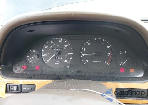 1995 Nissan Maxima Gle/Gxe/Se z USA, uszkodzony, nr VIN JN1CA21D5ST064076